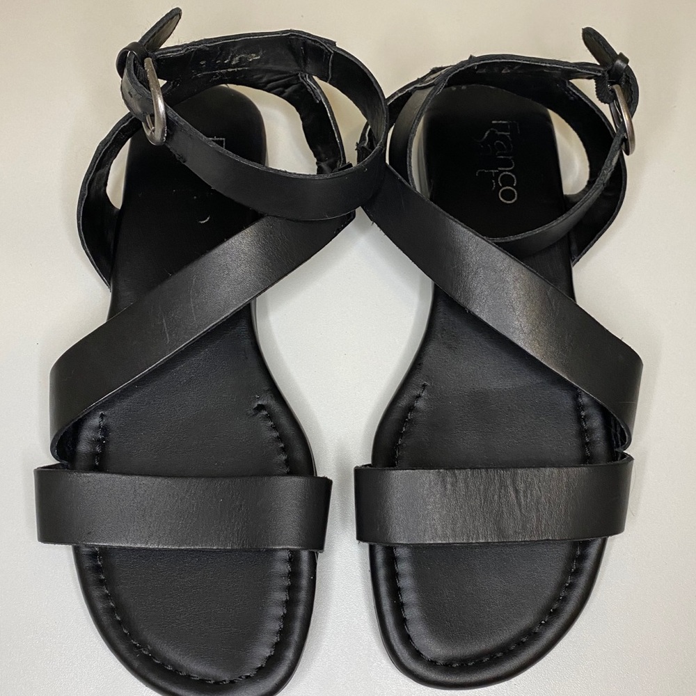Women’s sandals